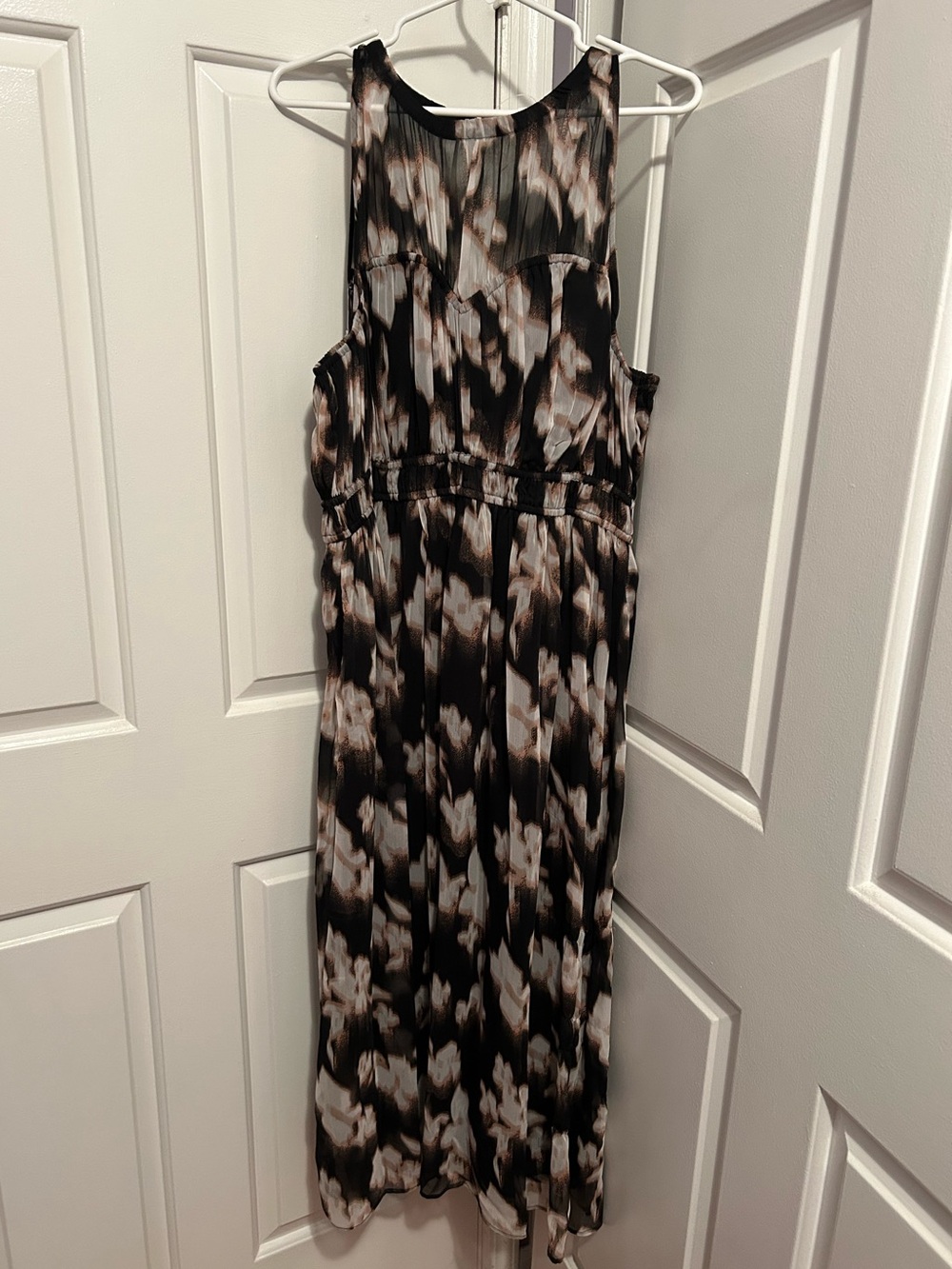 Old Navy Black and White Abstract Print Maxi Dress